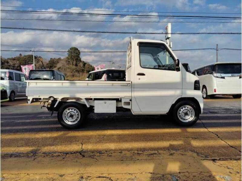 CLIPPER TRUCK