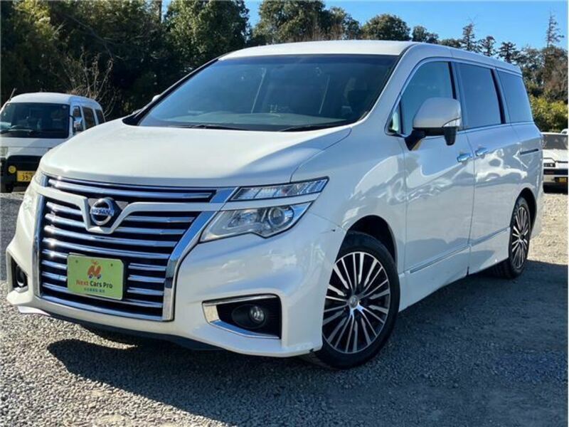 NISSAN ELGRAND