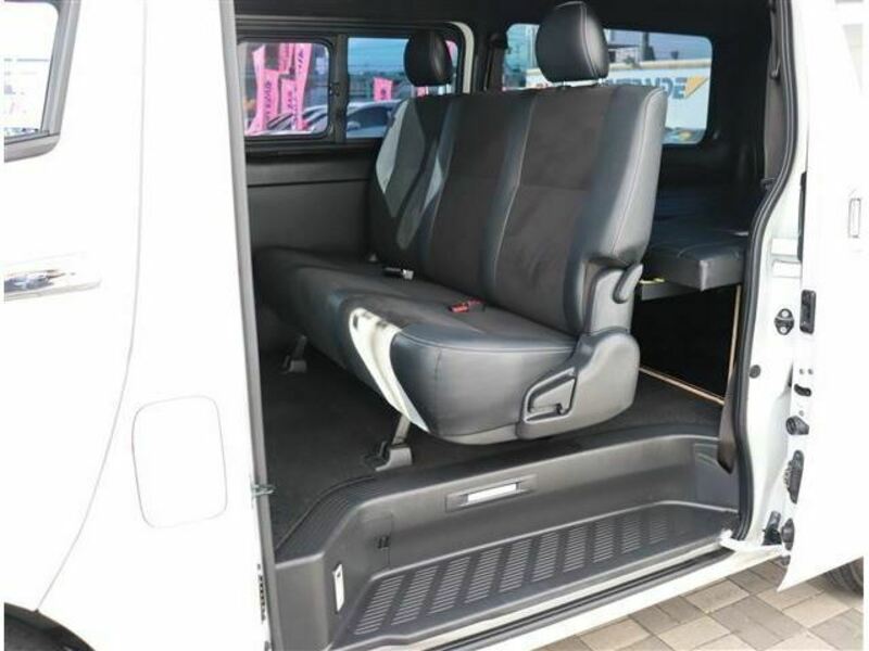 HIACE VAN-24