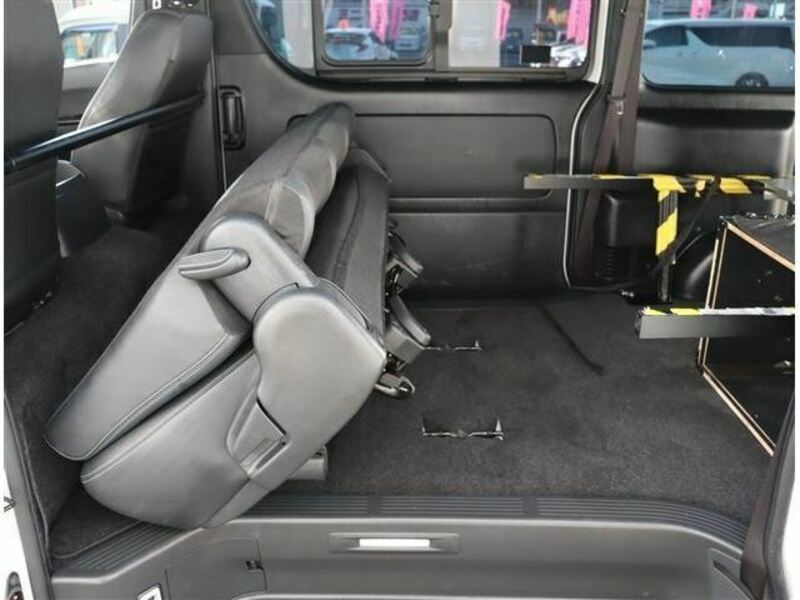HIACE VAN-27