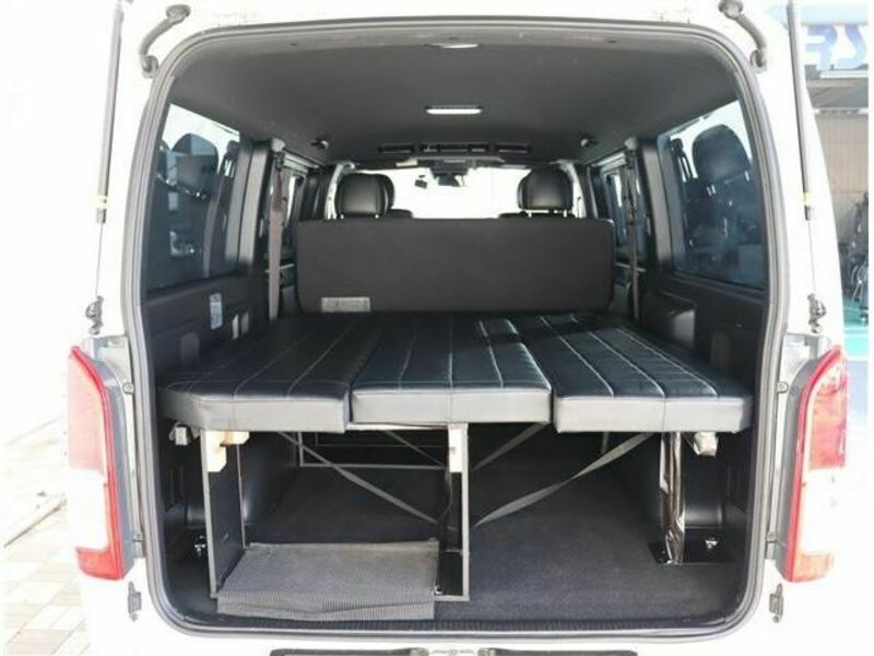 HIACE VAN-32