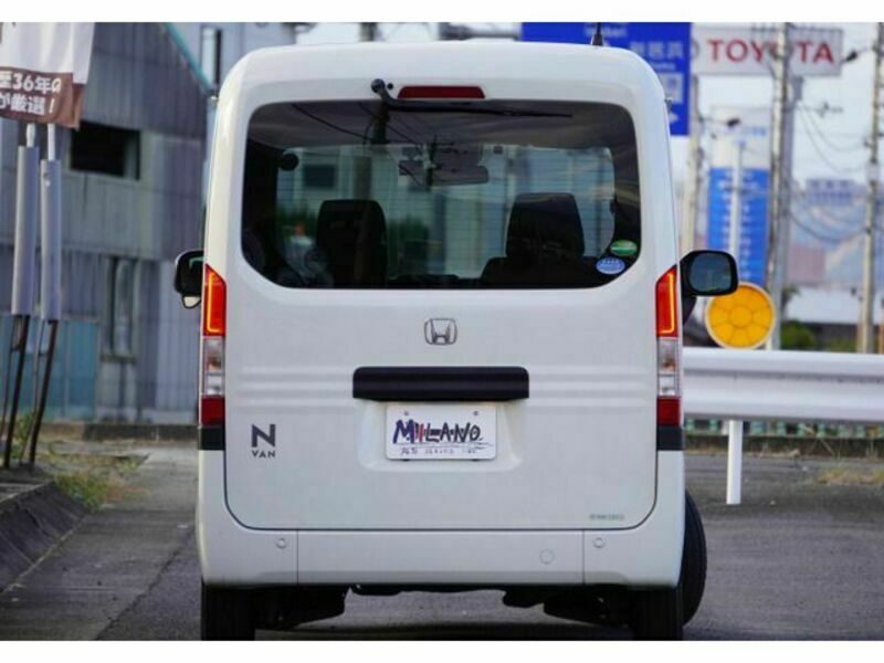 N-VAN