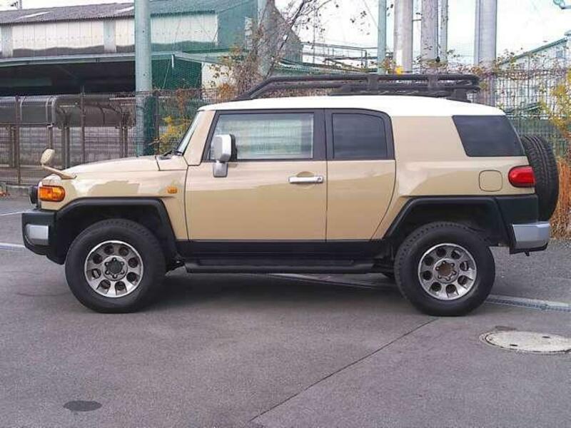 FJ CRUISER