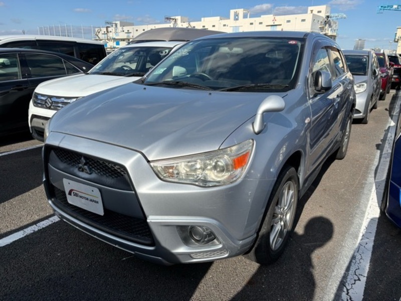 MITSUBISHI RVR