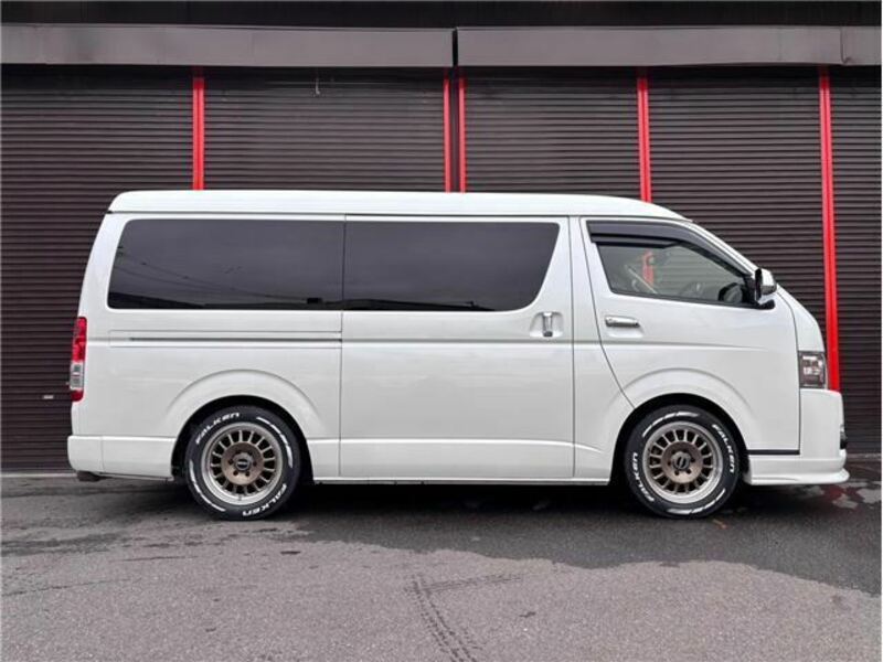 HIACE