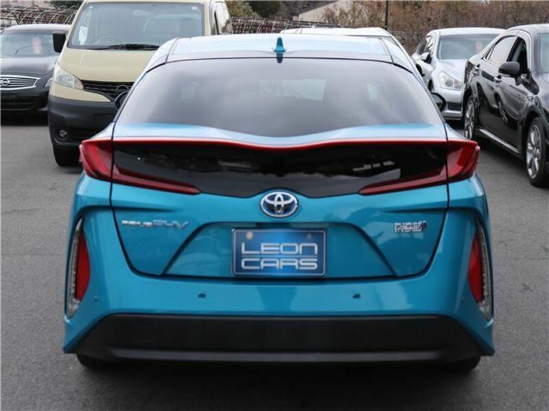 PRIUS PHV