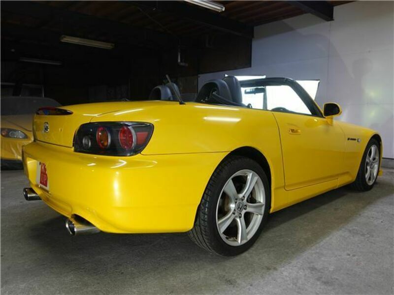 S2000