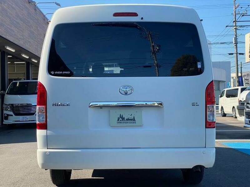 HIACE VAN