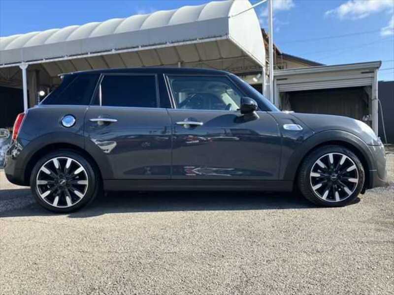 MINI