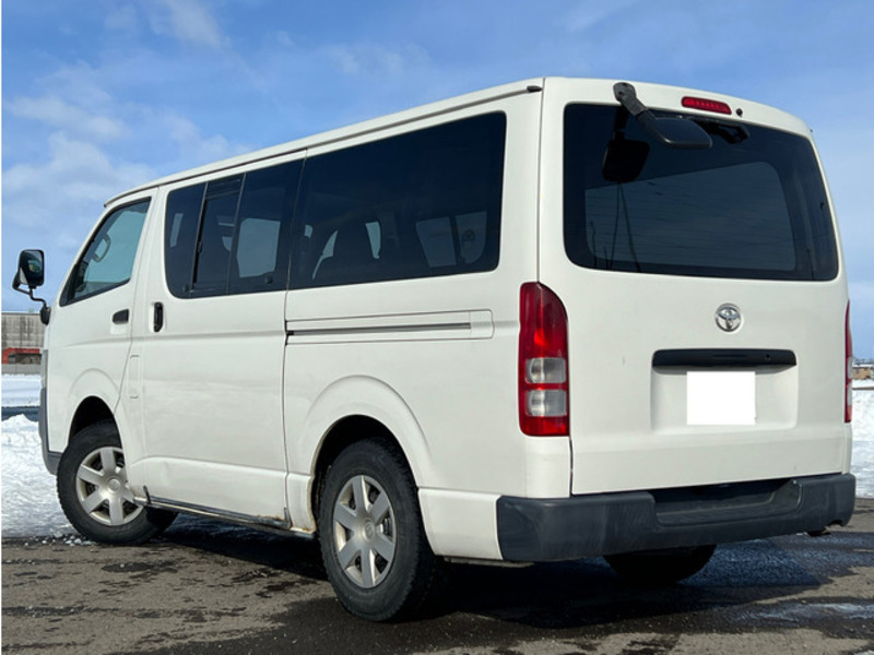 HIACE VAN