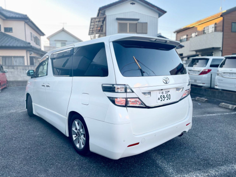 VELLFIRE