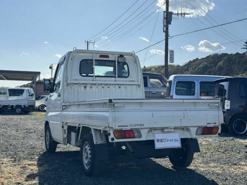 CLIPPER TRUCK