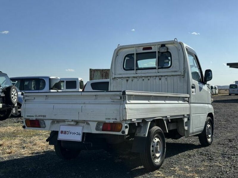 CLIPPER TRUCK