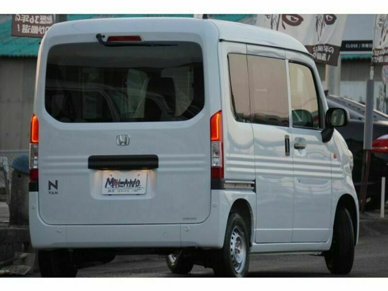 N-VAN