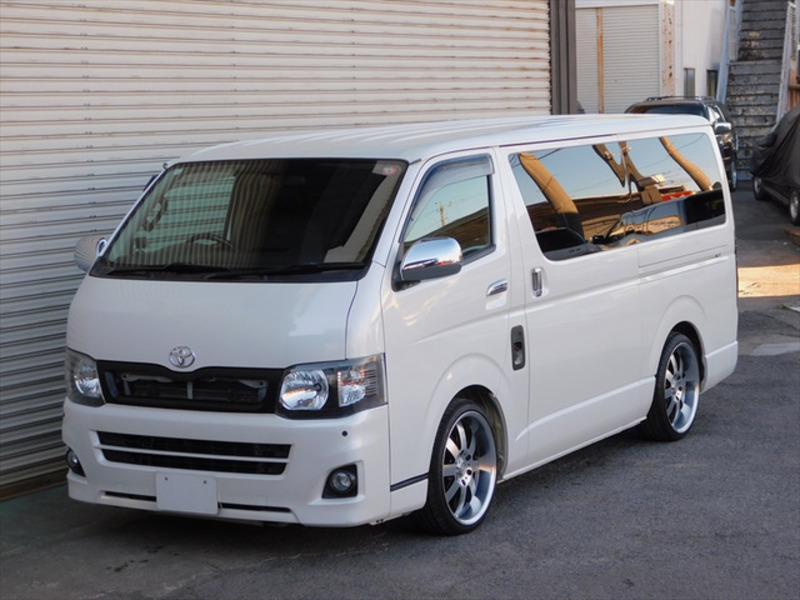 HIACE VAN