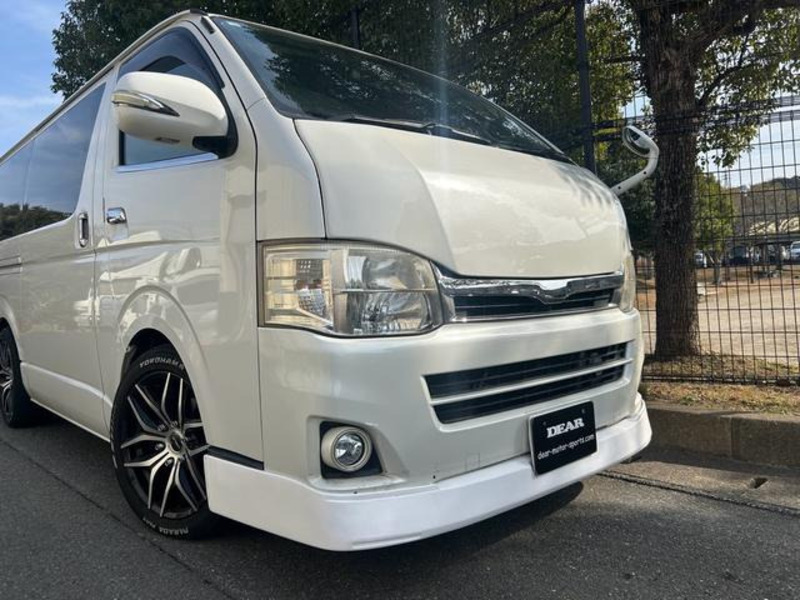 HIACE VAN