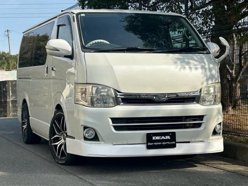 HIACE VAN