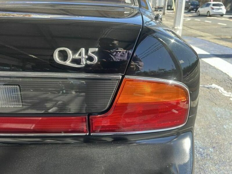 INFINITI Q45