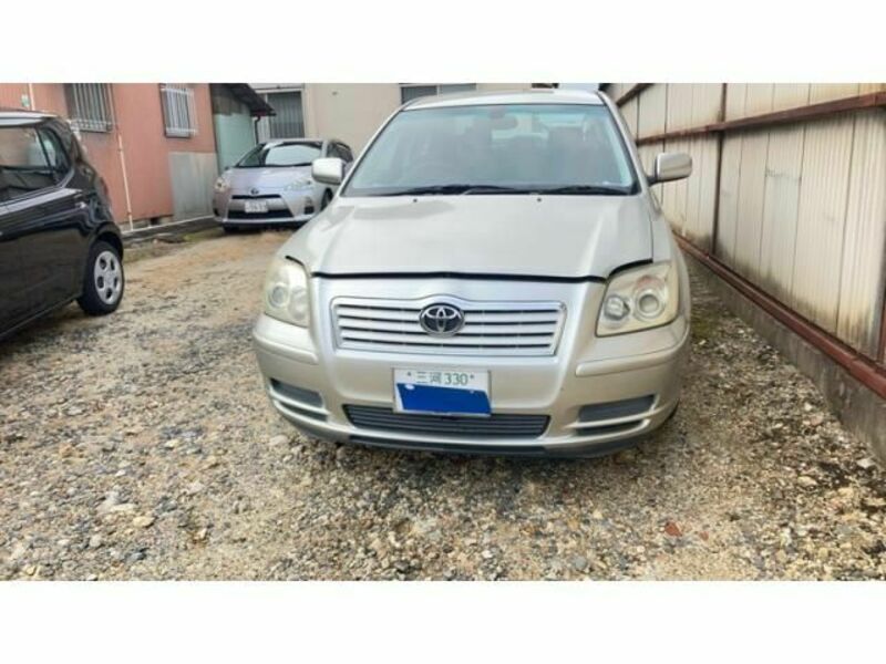 TOYOTA AVENSIS