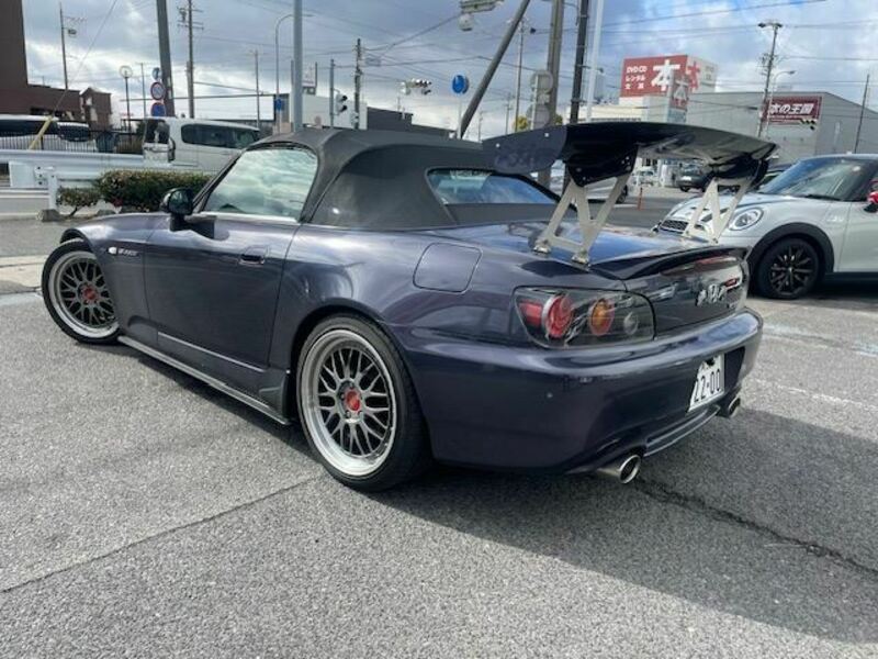 S2000