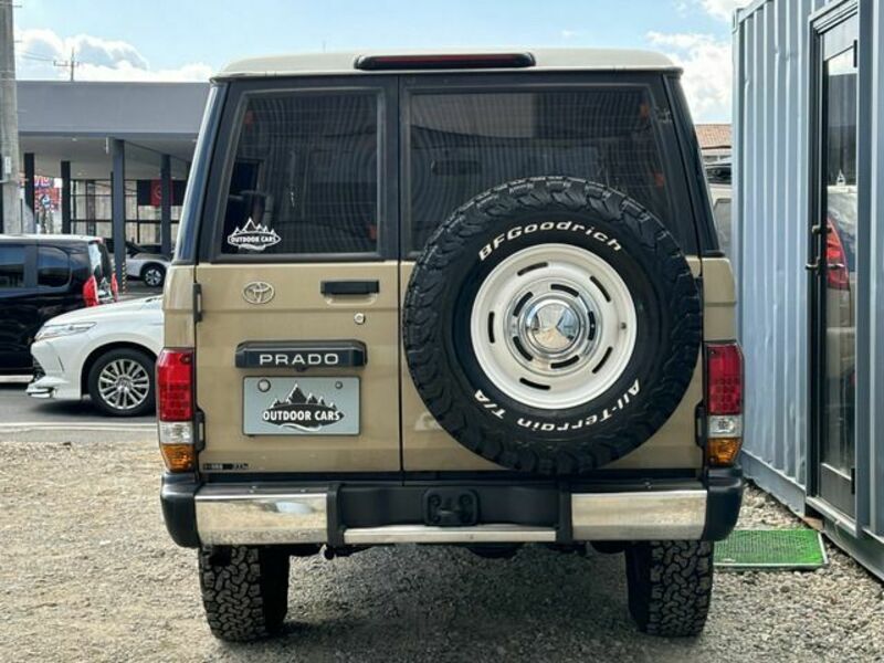 LAND CRUISER PRADO