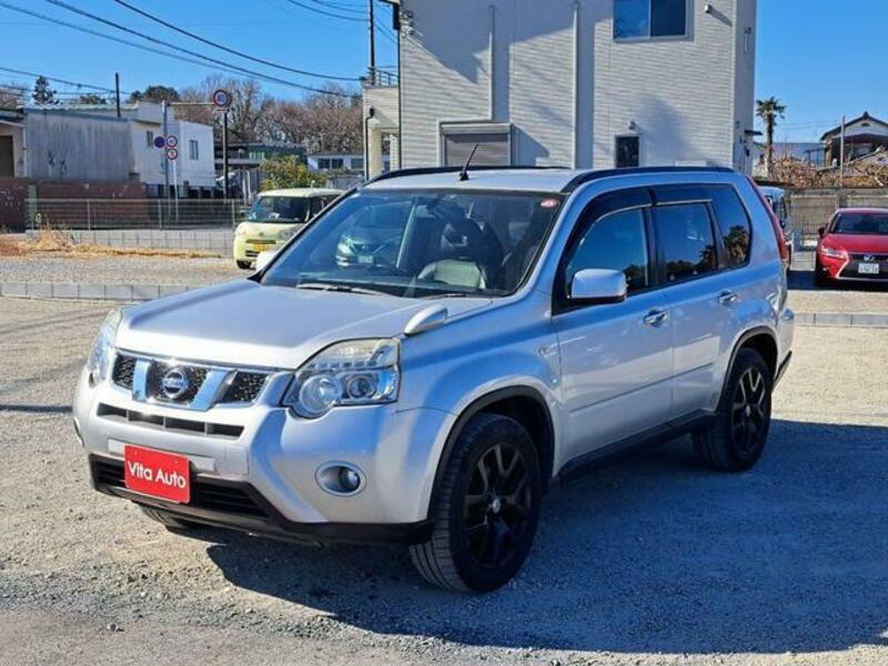 X-TRAIL