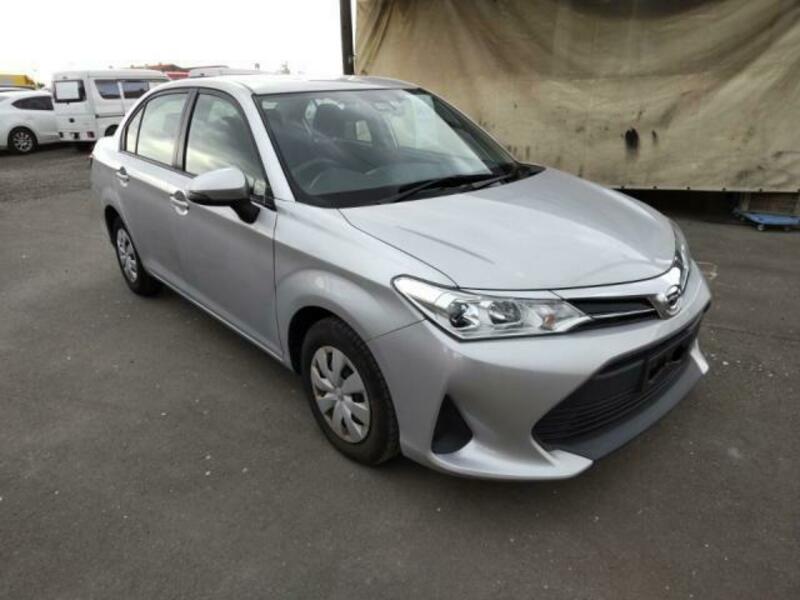 COROLLA AXIO