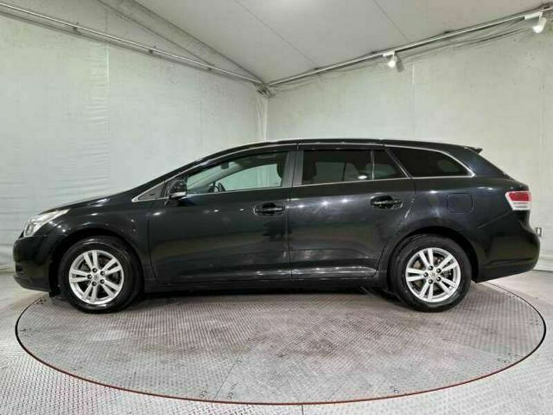 AVENSIS WAGON