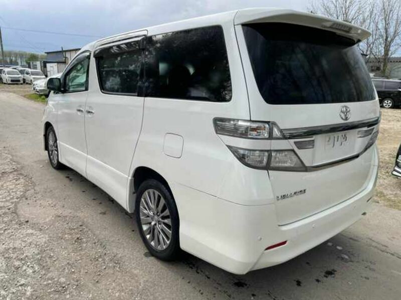 VELLFIRE