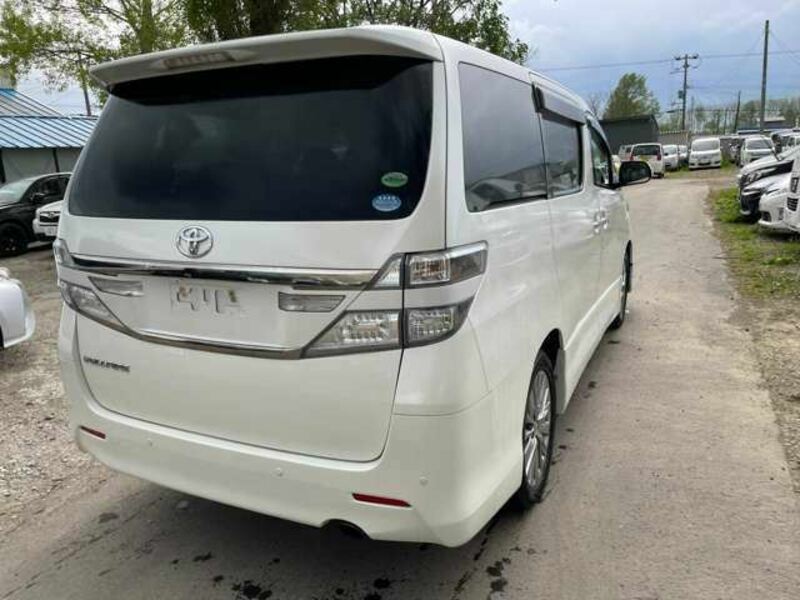 VELLFIRE