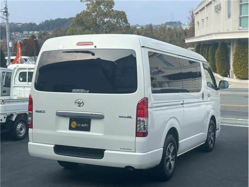 HIACE