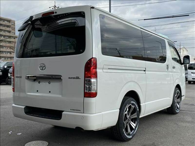 HIACE VAN