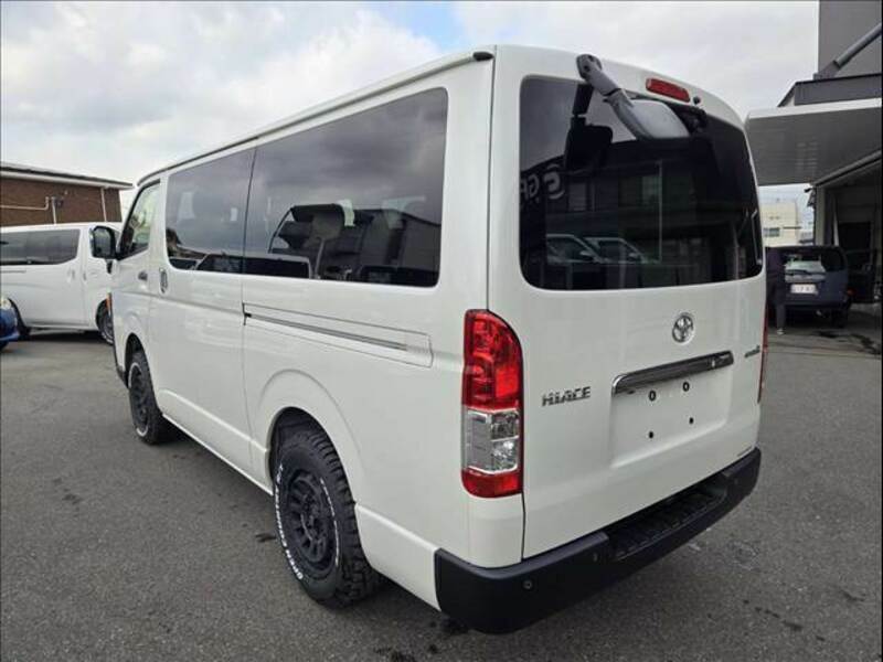 HIACE VAN