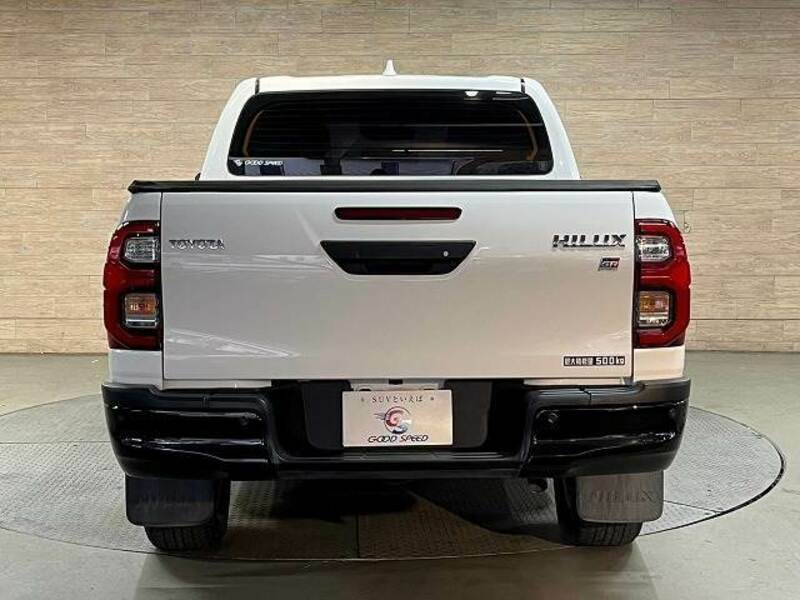 HILUX