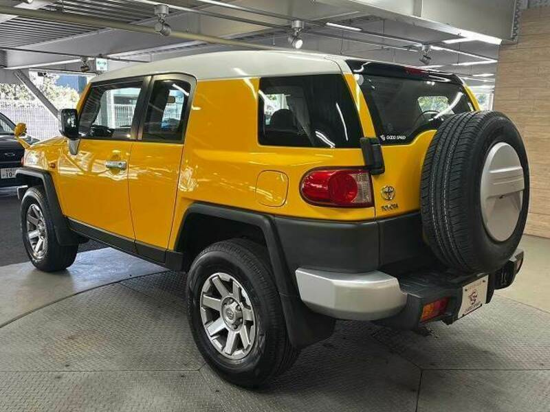 FJ CRUISER