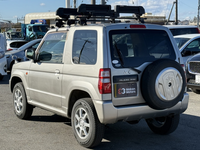 PAJERO MINI