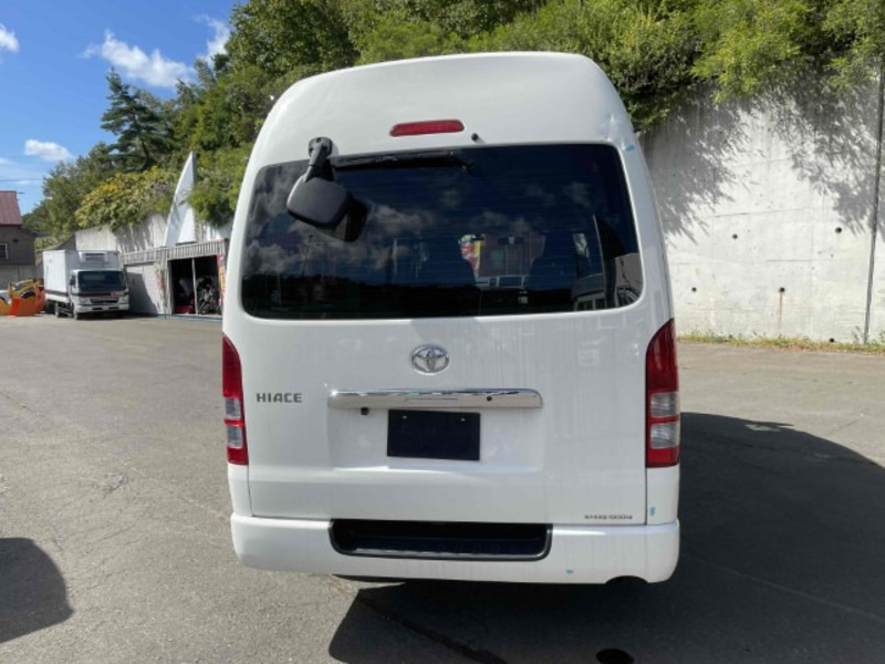 HIACE VAN