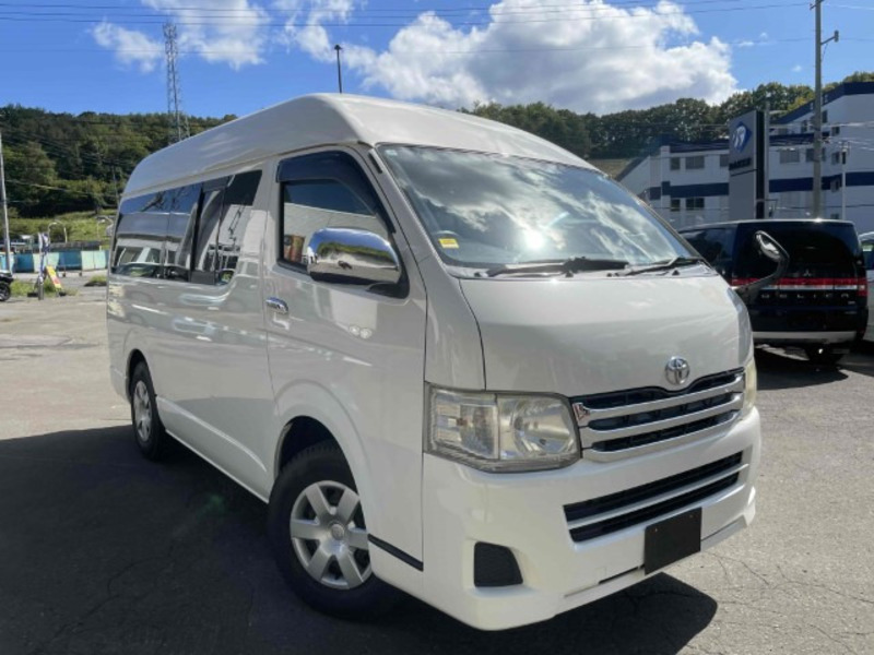 HIACE VAN