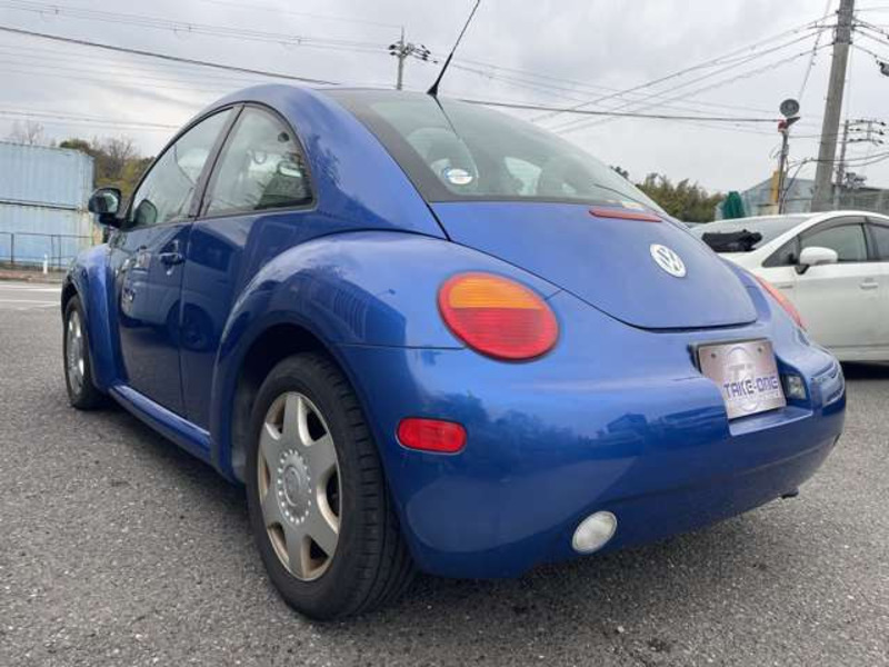 NEW BEETLE