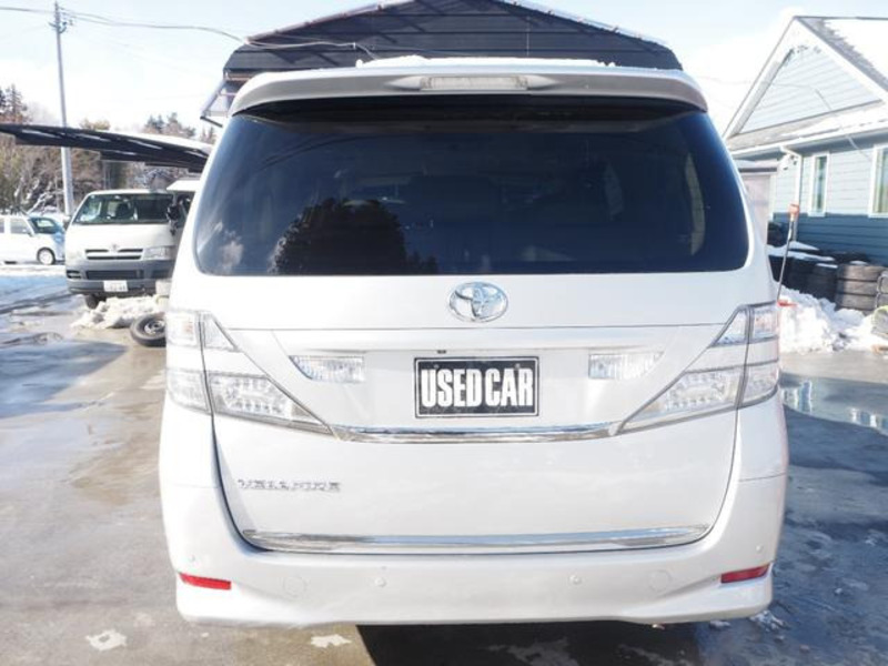 VELLFIRE