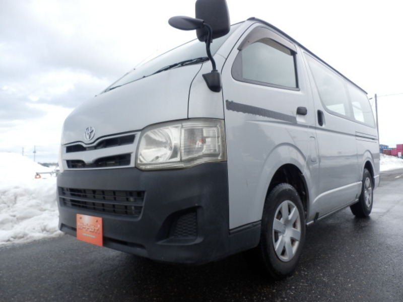 HIACE VAN