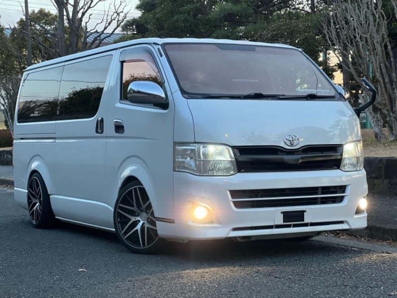 HIACE VAN-0