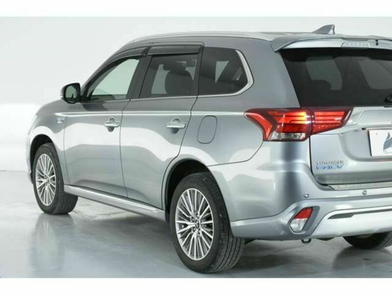 OUTLANDER PHEV