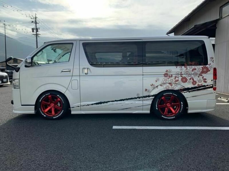 HIACE VAN