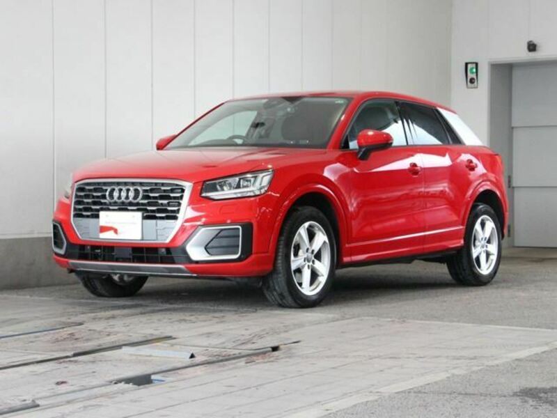 AUDI Q2