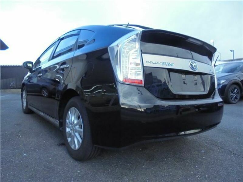 PRIUS PHV