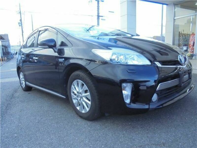 PRIUS PHV