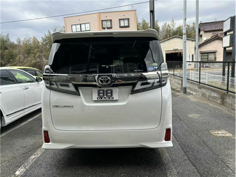 VELLFIRE