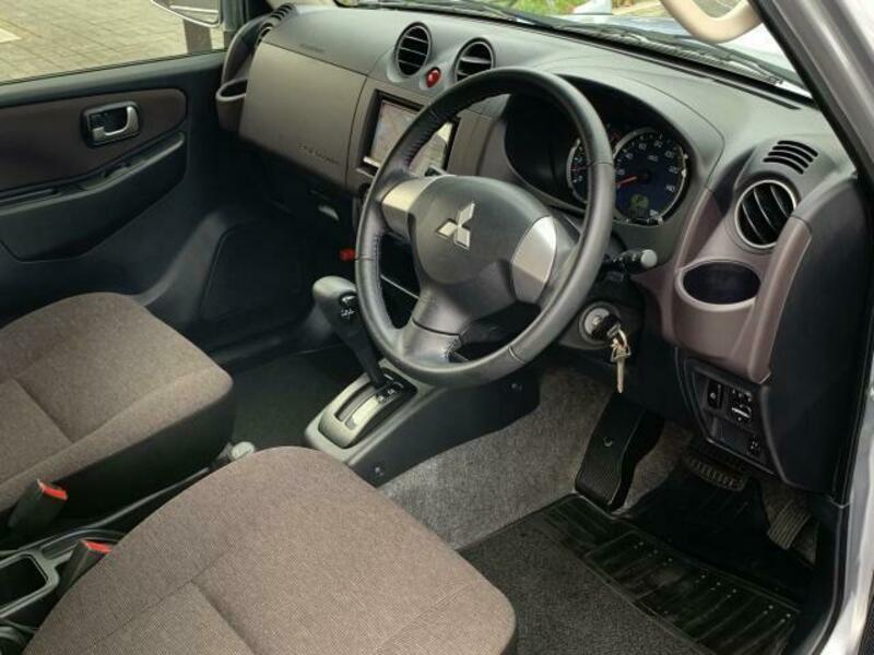 PAJERO MINI