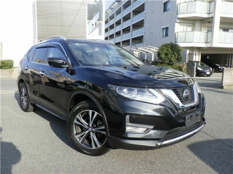 X-TRAIL